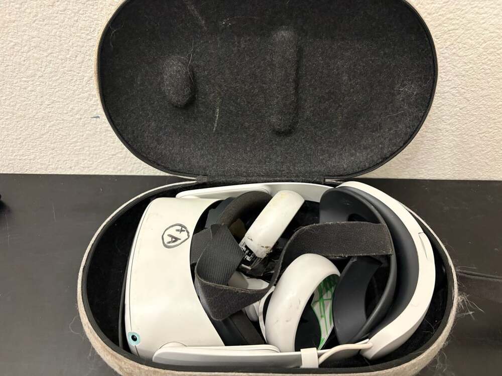Oculus Quest 2 VR Headset with 2 Controllers & Case Untested For Parts